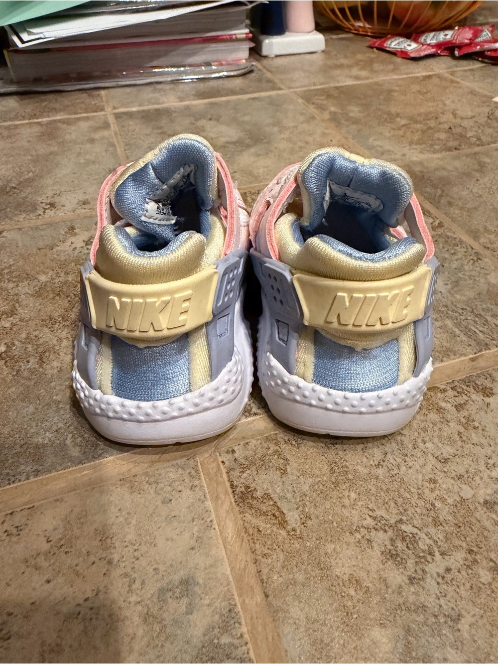 Huaraches - Picture 4 of 6